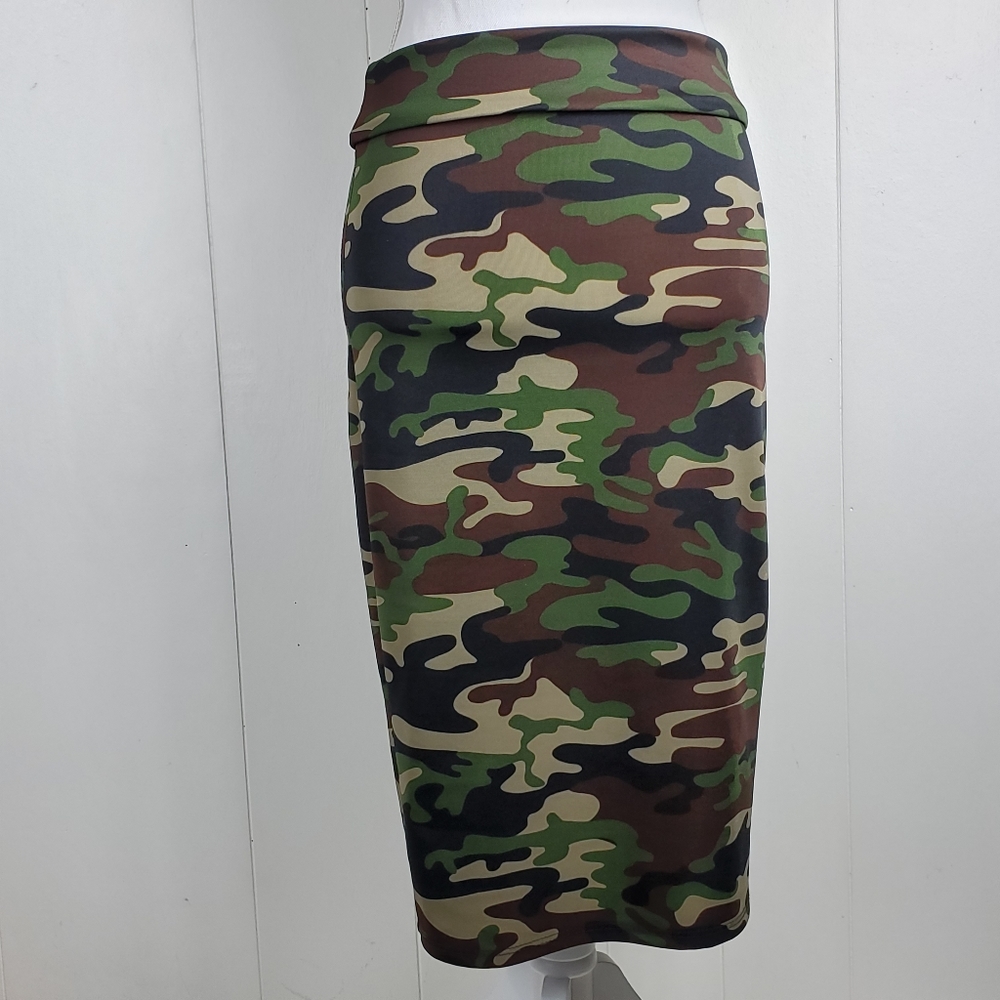 Agnes and Dora Camouflage hat size small - Picture 5 of 12
